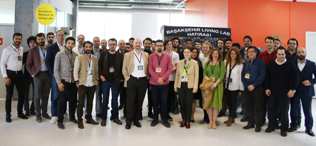 Başakşehir Living Lab’tan girişimcilere büyük destekBaşakşehir Living Lab’tan girişimcilere büyük destek