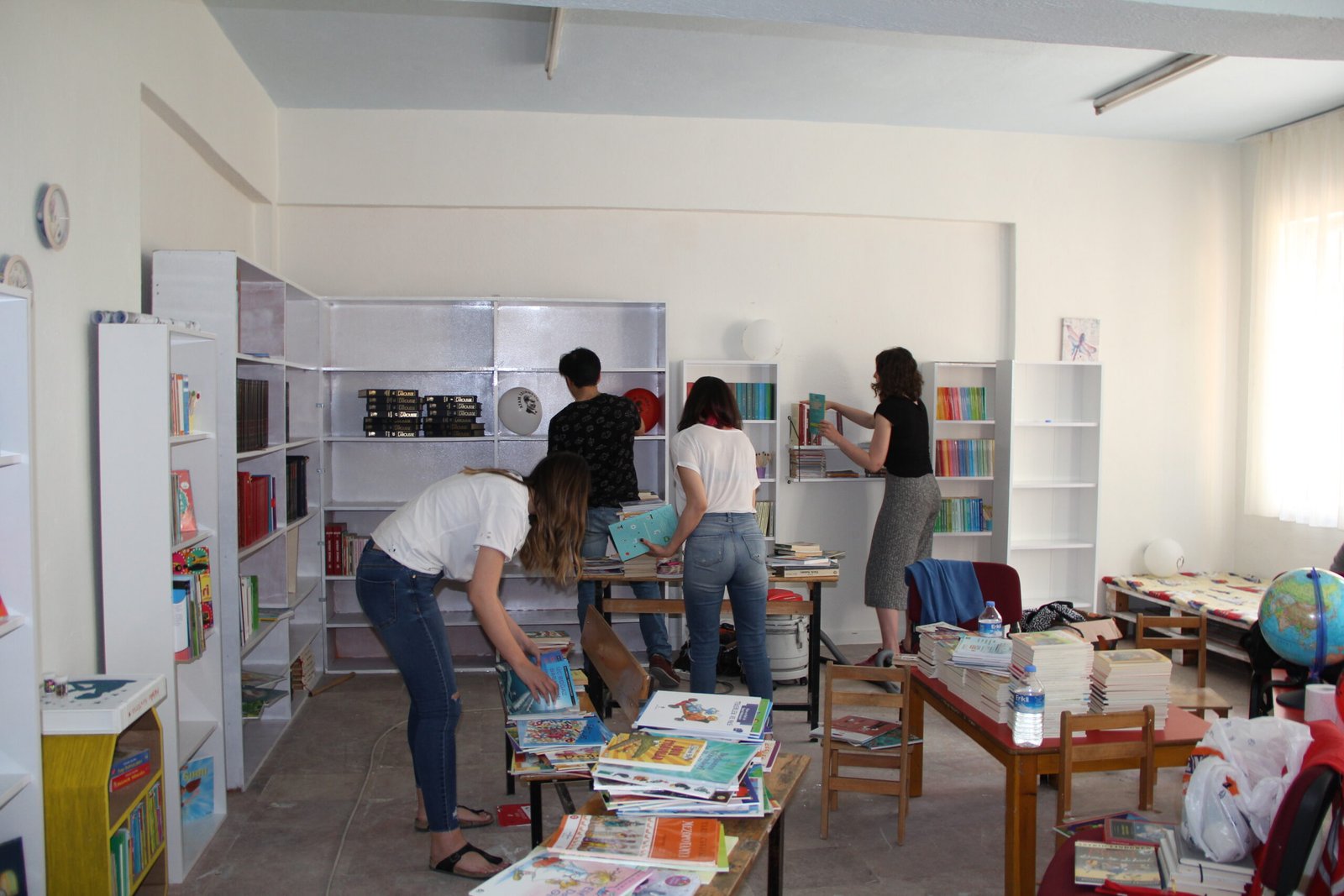 Bir kitap, bir hayal - BİLGİ Hayaller Kuruyoruz Kulübü çocukların hayallerini gerçekleştirdi !