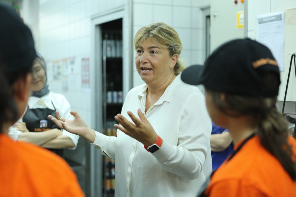 TOÇEV’li Çocuklar Little Caesars’la Mutfağa Girdi!