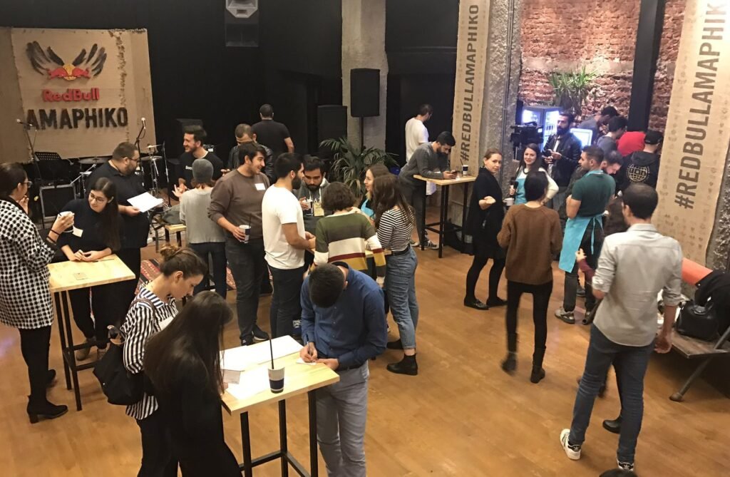 Red Bull Amaphiko Connect için sosyal girişimcilerin başvuruları bekleniyor!