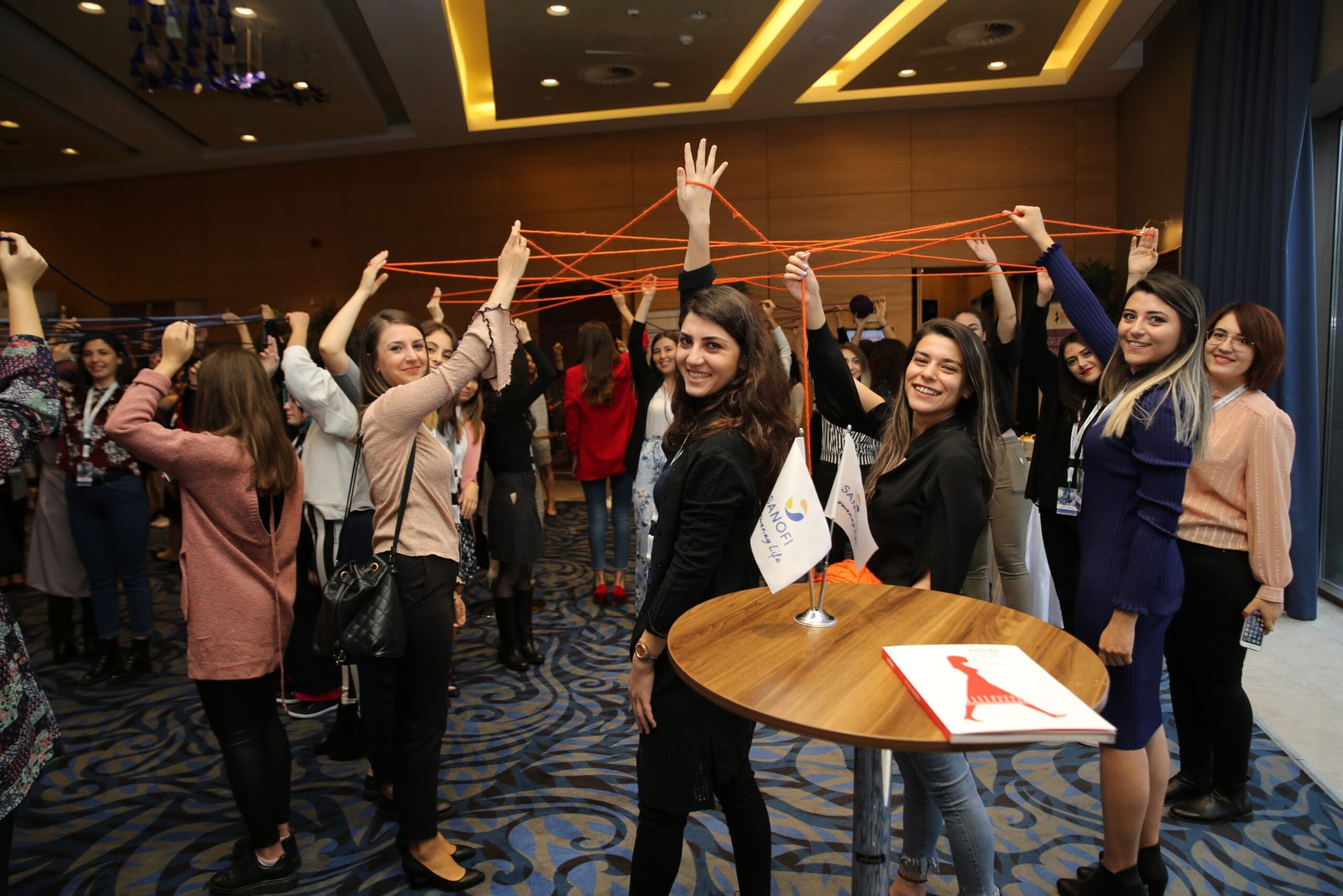 ​Sanofi Türkiye ve KAGİDER, kadınları desteklemeye devam ediyor