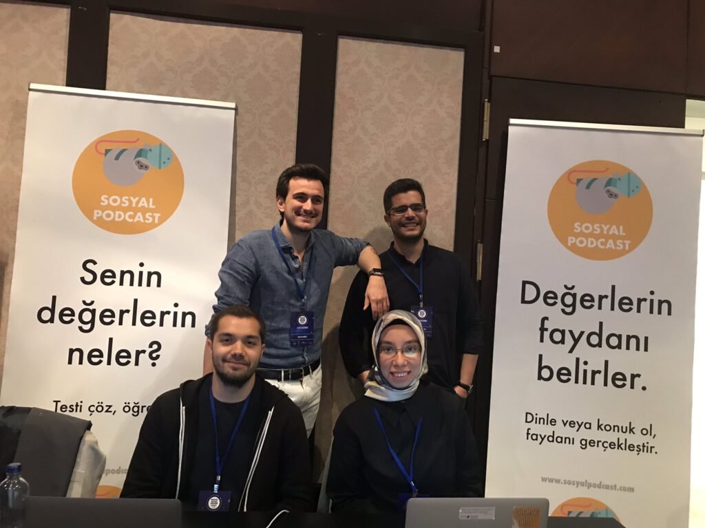 Sosyal Podcast, Sosyal Girişimcilik ve Sosyal Etki Konularını Ele Alan Haftalık Yayın