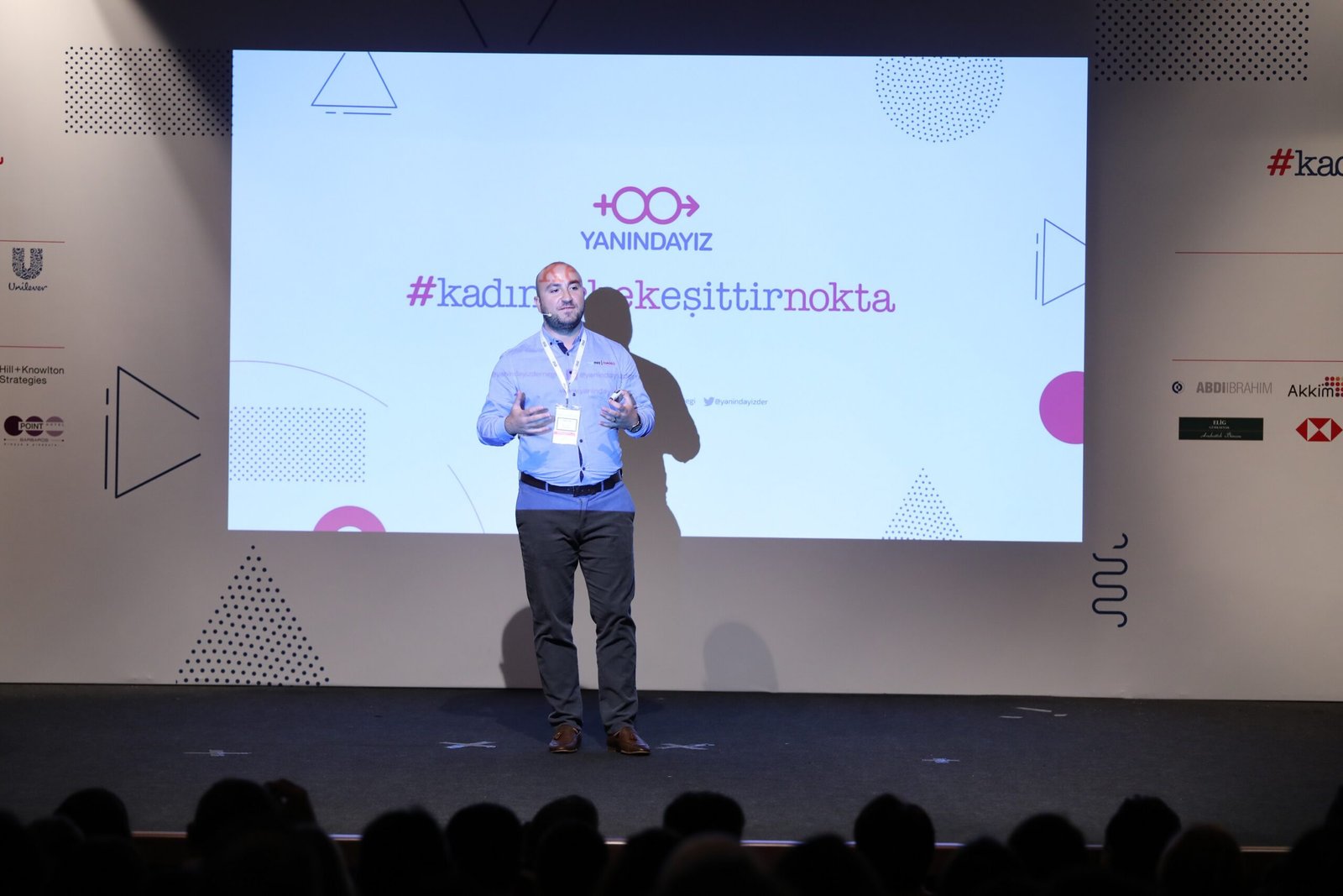 YANINDAYIZ Derneği konferansında Mey Diageo çalışanından anlamlı mesaj: “BABALIK İZNİ SAYESİNDE EN ZOR DÖNEMİNDE EŞİMİN YANINDAYDIM”
