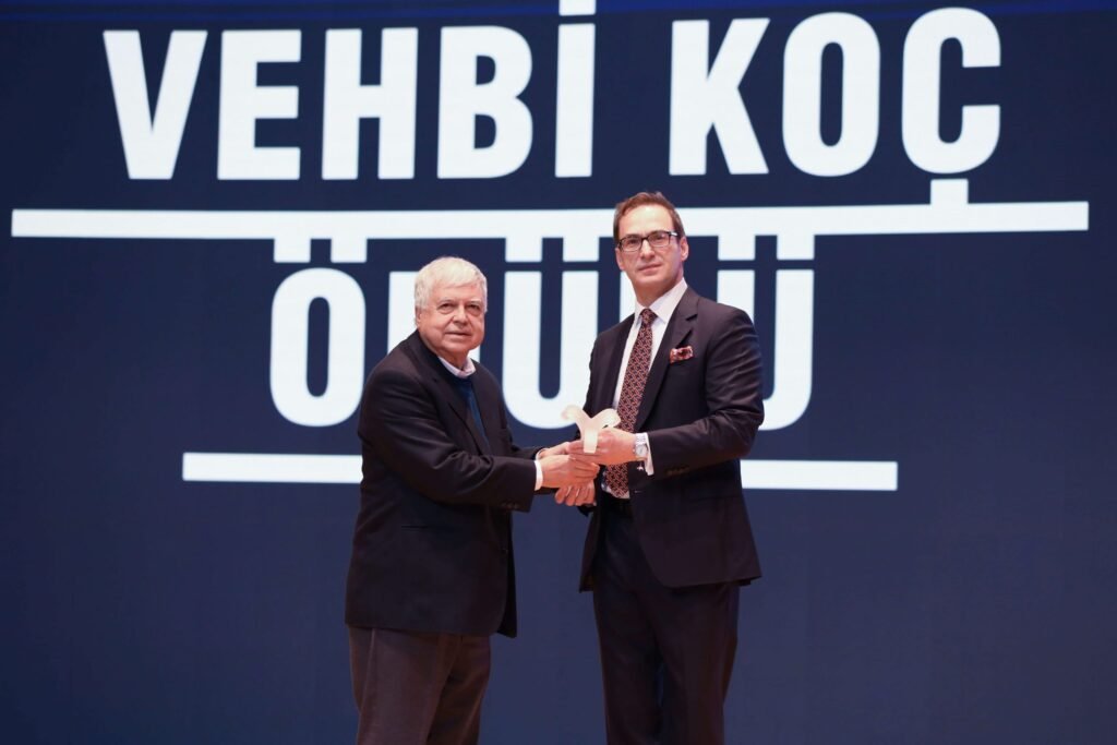 Prof. Dr. İlhan Tekeli 19. Vehbi Koç Ödülü’nün Sahibi Oldu