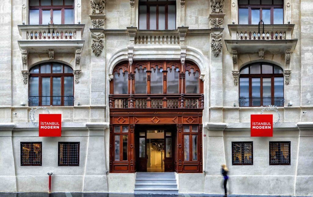 Facebook İstasyon Kültür Sanat Buluşmaları İstanbul Modern ile Başlıyor
