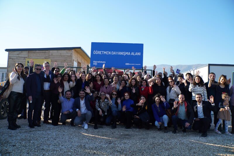Hatay’ın yeniden ayağa kalkmasında öğretmenlerle beraber çözüm üretecek Öğretmen Dayanışma Alanı Açıldı
