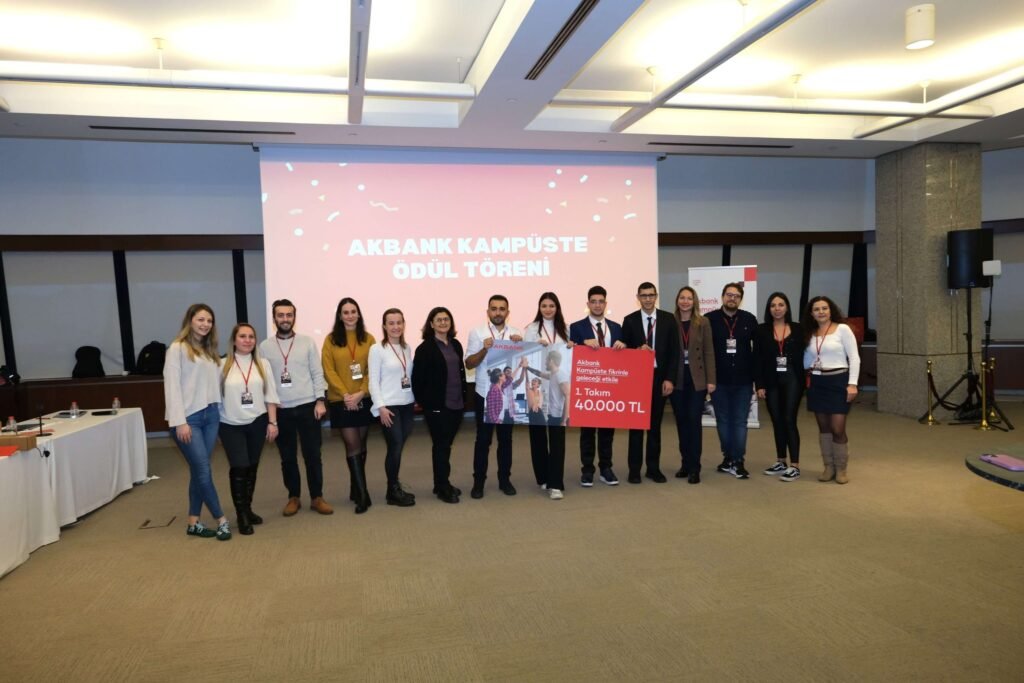 Akbank Kampüste Programı Gençlerin Teknolojiyle Hayata Değer Katan Fikirlerini Ödüllendirdi!