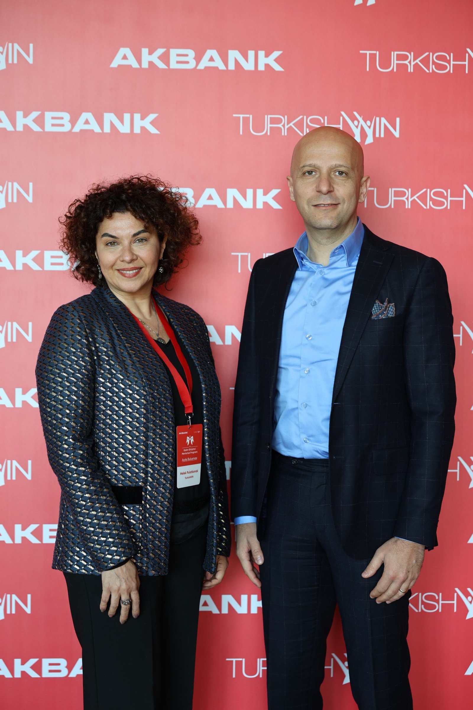 Akbank ve TurkishWIN İş Birliğinde BinYaprak Kadın Girişimci Mentorluk Programı Başladı