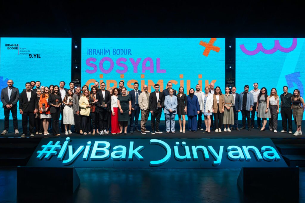 Sosyal Etki İçin Güç Birliği: İbrahim Bodur Sosyal Girişimcilik Programı Ödülleri Sahiplerini Buldu